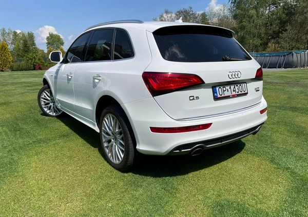 Audi Q5 cena 82500 przebieg: 128000, rok produkcji 2017 z Opole małe 211